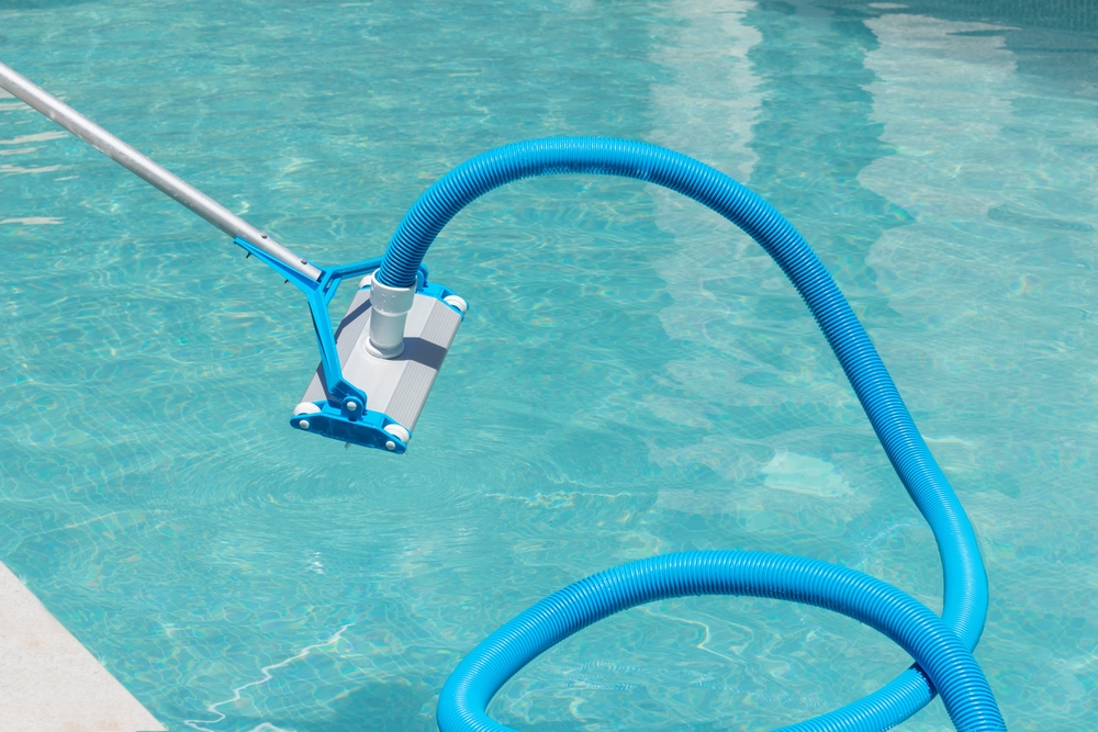 swimming pool cleaning tips temecula